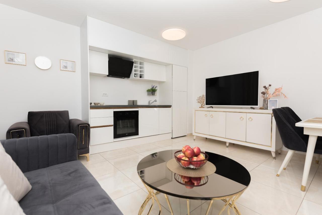 Luxury Apartment Smile-Sea View Makarská Exteriér fotografie